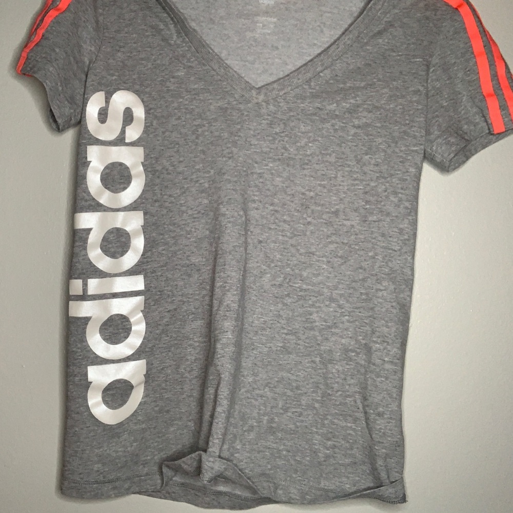 Adidas T-Shirt
